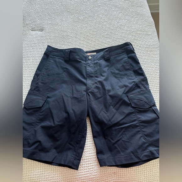 5.11 Stryke Cargo Shorts - Picture 1 of 4